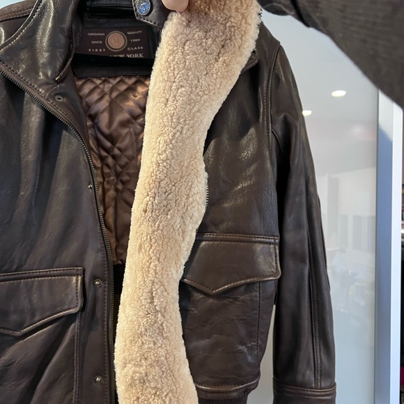 Andrew Marc Men’s Leather Brown B3 Aviator Jacket w/ Removable Shearling Collar - Picture 4 of 8
